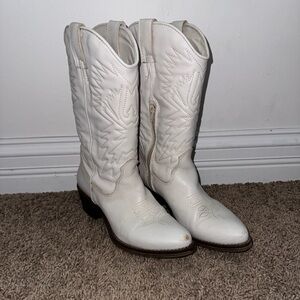 Steve Madden white cowgirl boots